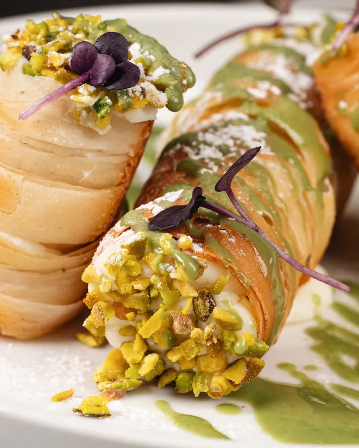 Cannoli al pistacchio